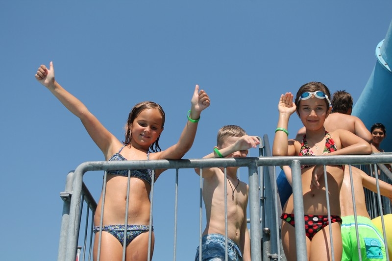Village Camps International Summer Camp Leysin, Switzerland 2025-08-09 https://www.villagecamps.com/journals_admin/images/682-1-pool day (10).jpg